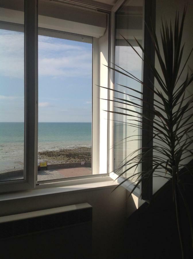 Blanc D'Ecume Apartamento Ault Exterior foto
